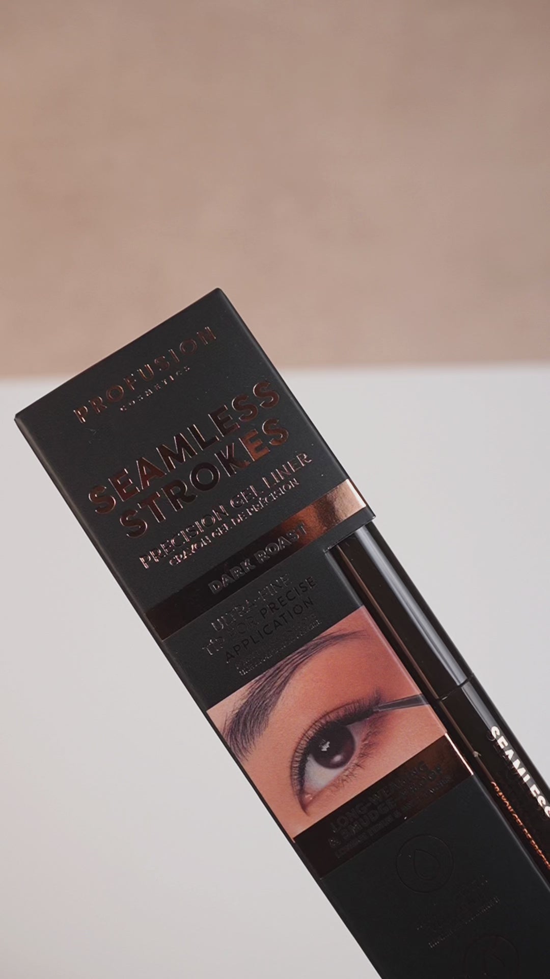 Seamless Strokes Gel Liner