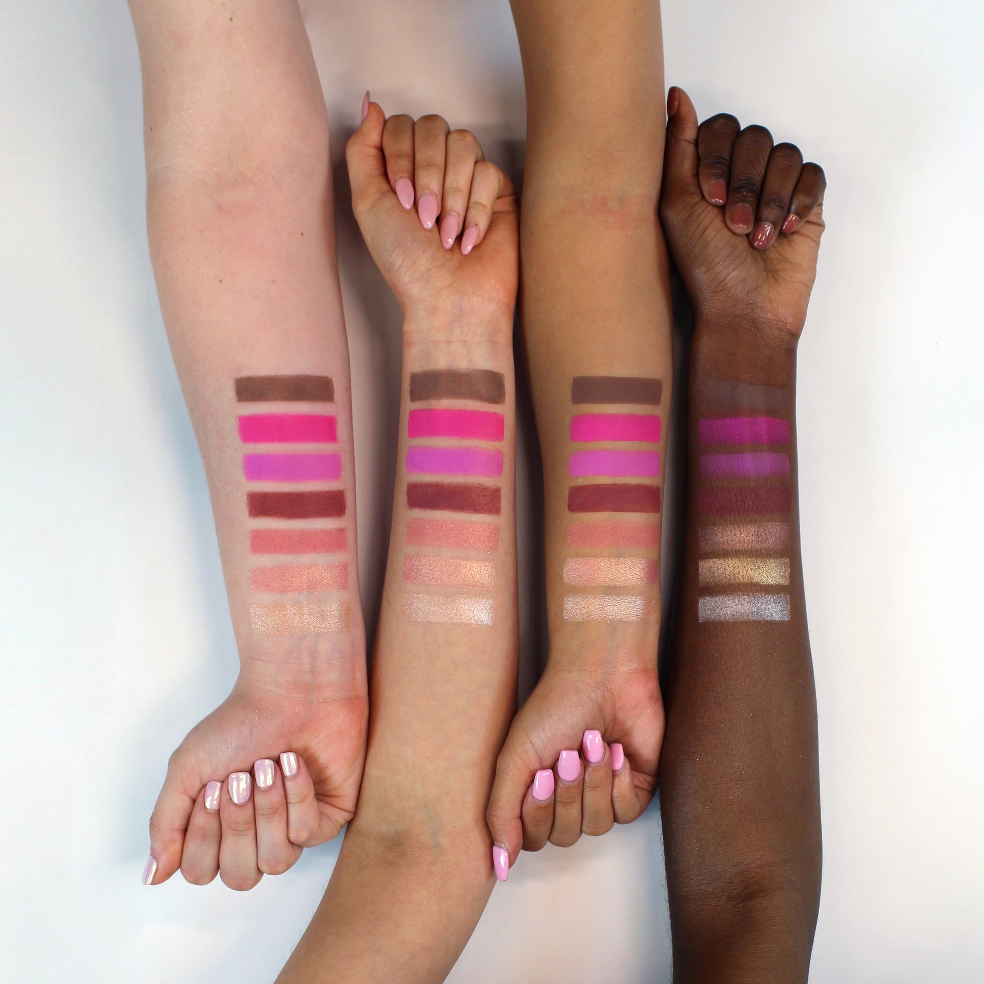 pro pigment 21 shade eyeshadow palette & brush
